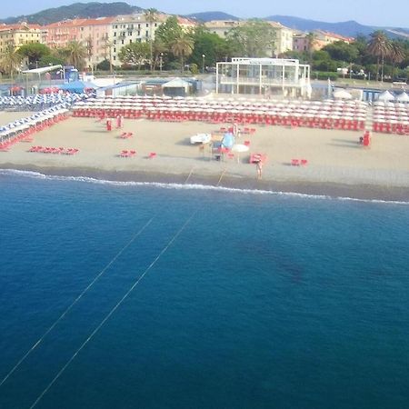 Ferienwohnung Savona Magnifico Sole Mare 150 M Wifi Climatcontrol Exterior foto